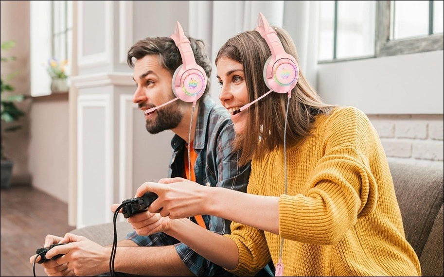 ONIKUMA Pink Gaming Headset with Removable Cat Ears