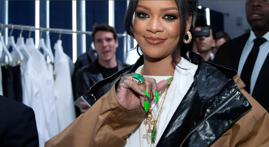 Rihanna Shares Fenty Perfume Teaser, Price and more